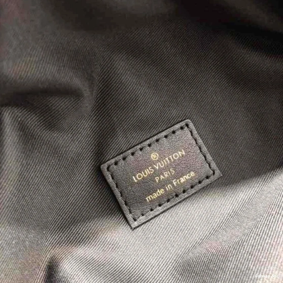 WAVE NEW VUITTON LOUIS BUMBAG 0308